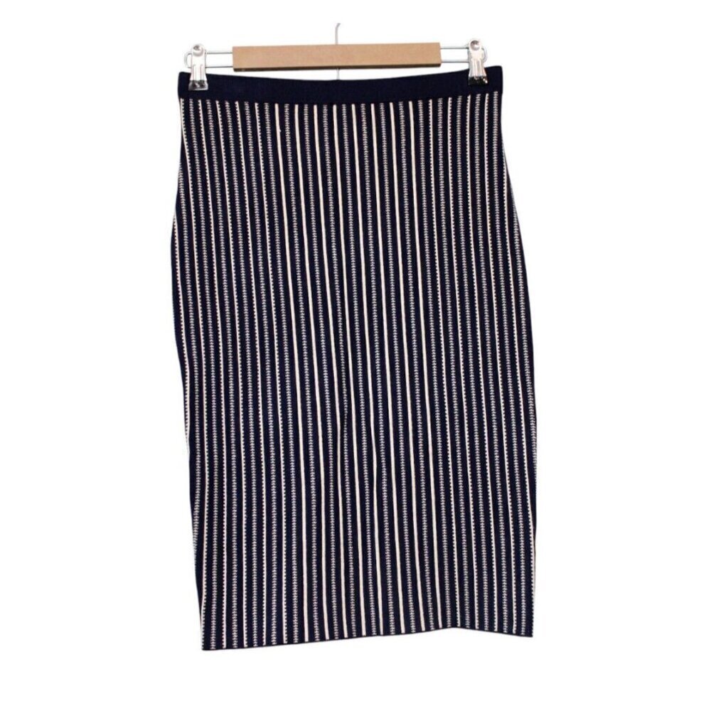 NWT ASTR Pencil Skirt Size Large Knit Navy White Striped Stretch Knee Length